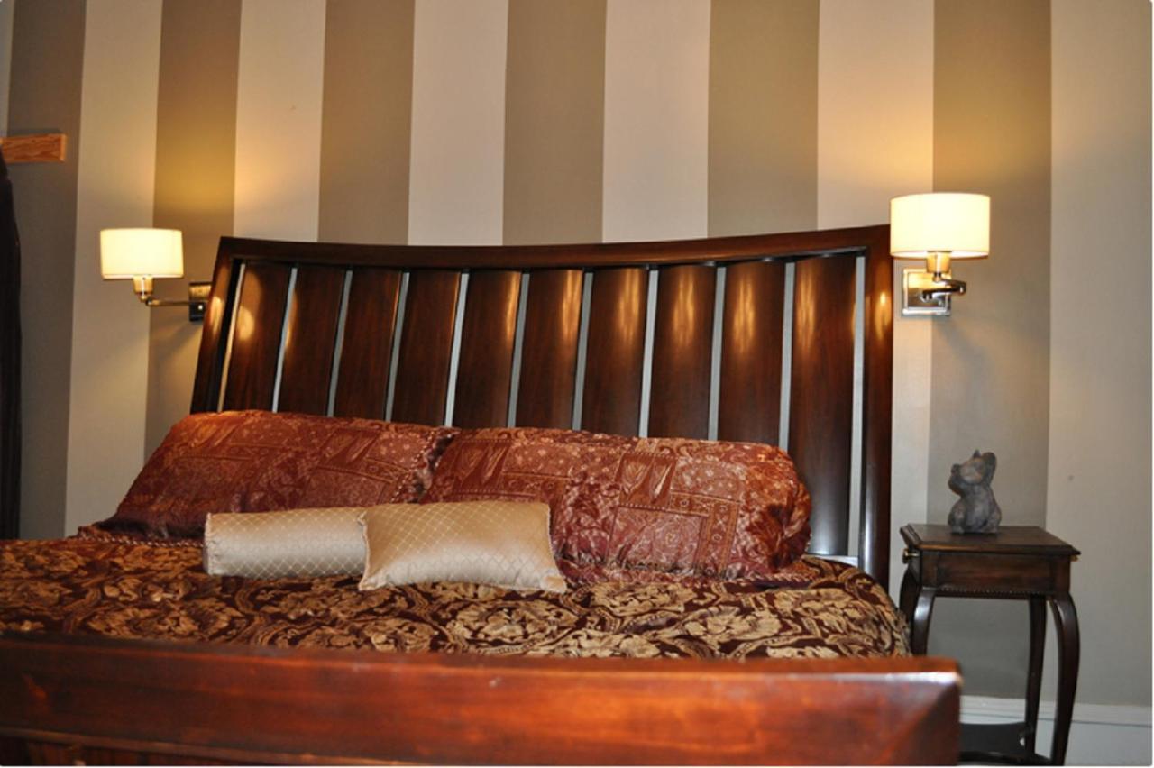 The Mardi Gras House Bed & Breakfast Mobile Ngoại thất bức ảnh
