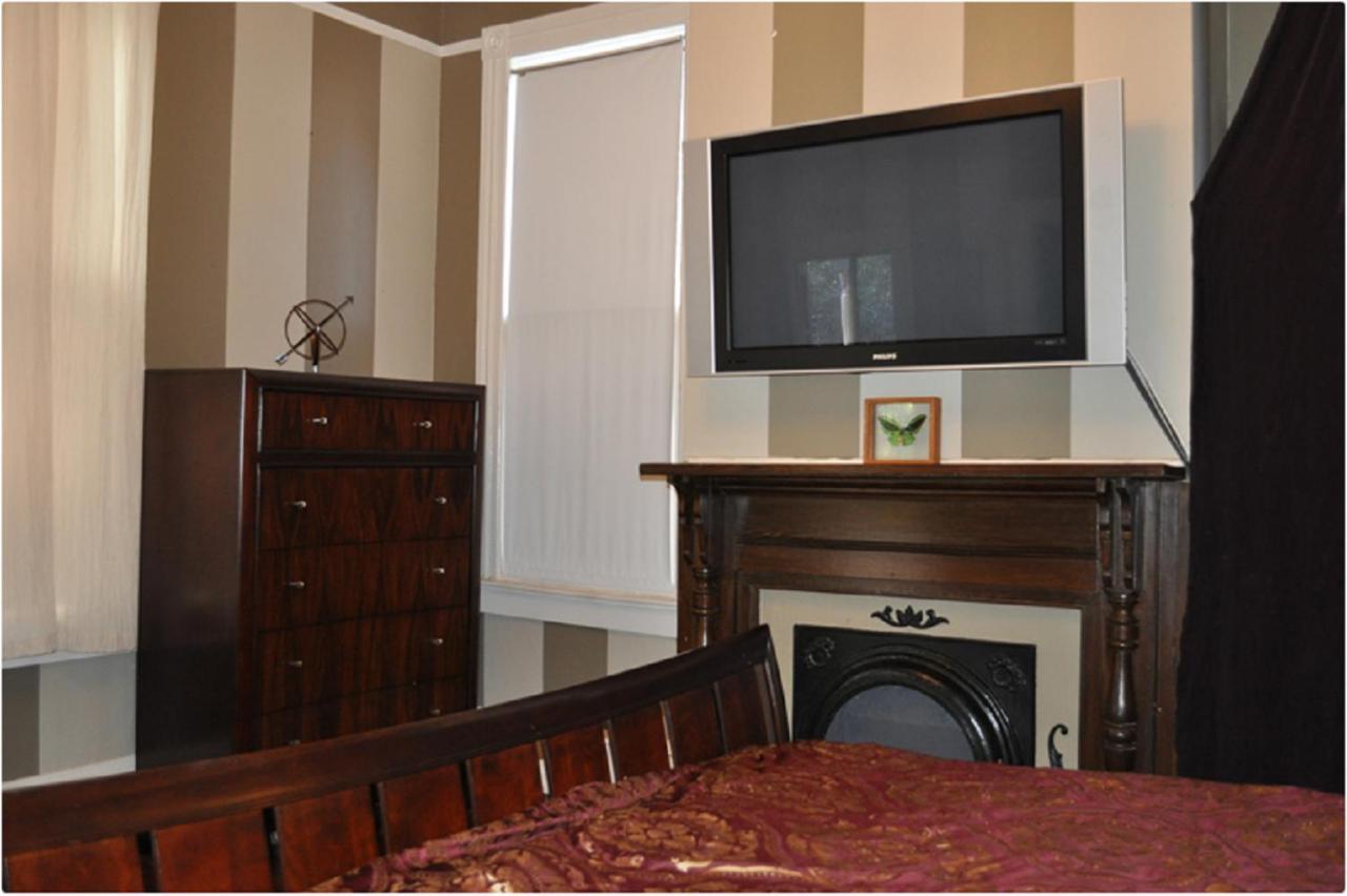 The Mardi Gras House Bed & Breakfast Mobile Ngoại thất bức ảnh