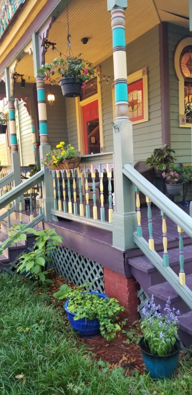 The Mardi Gras House Bed & Breakfast Mobile Ngoại thất bức ảnh